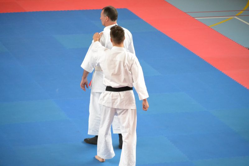 Mistrz karate poprowadził zajęcia w Kolnie. Zobacz foto i video