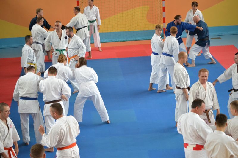 Mistrz karate poprowadził zajęcia w Kolnie. Zobacz foto i video
