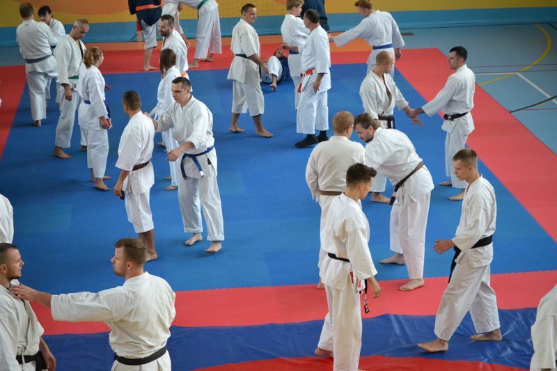 Mistrz karate poprowadził zajęcia w Kolnie. Zobacz foto i video