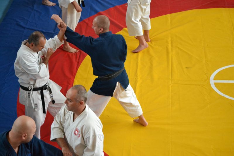 Mistrz karate poprowadził zajęcia w Kolnie. Zobacz foto i video