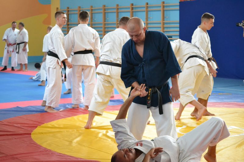 Mistrz karate poprowadził zajęcia w Kolnie. Zobacz foto i video