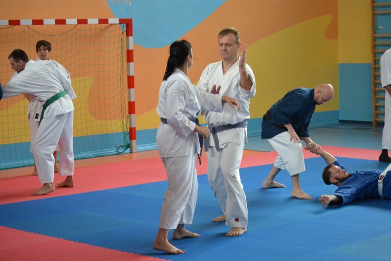 Mistrz karate poprowadził zajęcia w Kolnie. Zobacz foto i video
