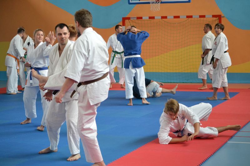 Mistrz karate poprowadził zajęcia w Kolnie. Zobacz foto i video