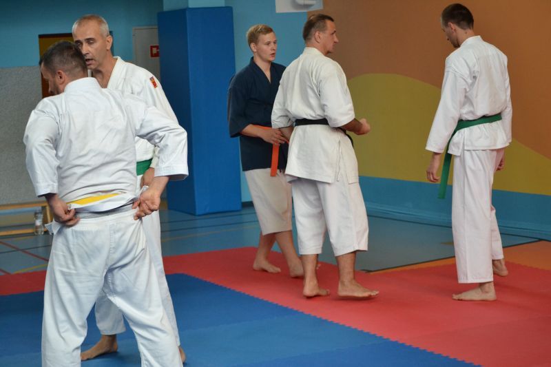 Mistrz karate poprowadził zajęcia w Kolnie. Zobacz foto i video