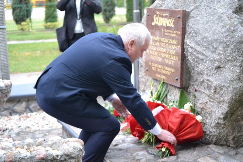 Zobacz relację fotograficzną z kolneńskich obchodów 35. rocznicy powstania NSZZ Solidarność