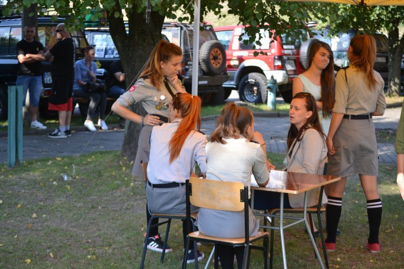 Szczytny cel, znakomity koncert i pogoda do kitu (zobacz zdjęcia)