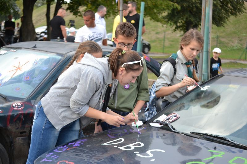 Szczytny cel, znakomity koncert i pogoda do kitu (zobacz zdjęcia)