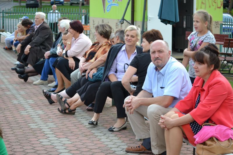 Szczytny cel, znakomity koncert i pogoda do kitu (zobacz zdjęcia)