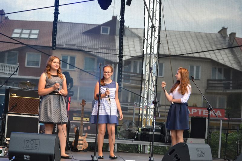 Szczytny cel, znakomity koncert i pogoda do kitu (zobacz zdjęcia)