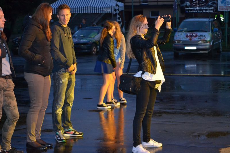 Szczytny cel, znakomity koncert i pogoda do kitu (zobacz zdjęcia)