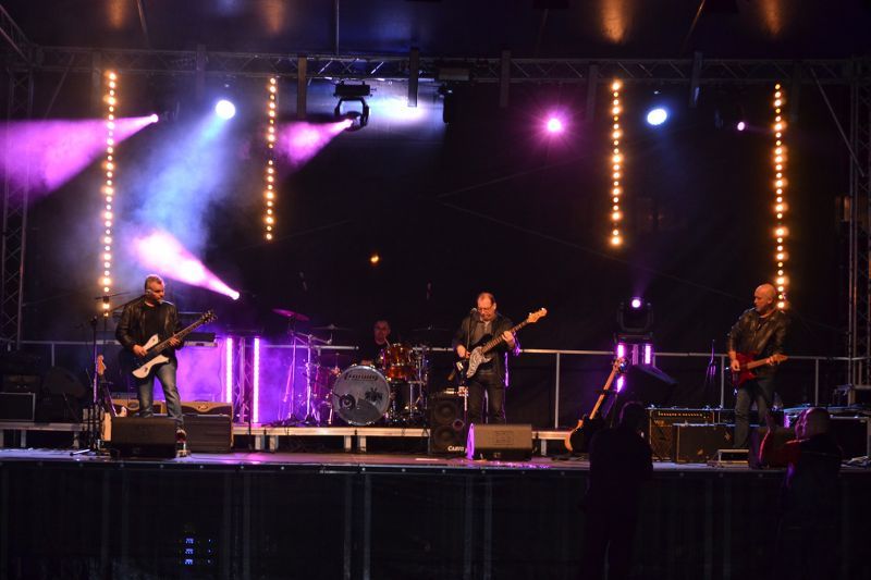 Szczytny cel, znakomity koncert i pogoda do kitu (zobacz zdjęcia)