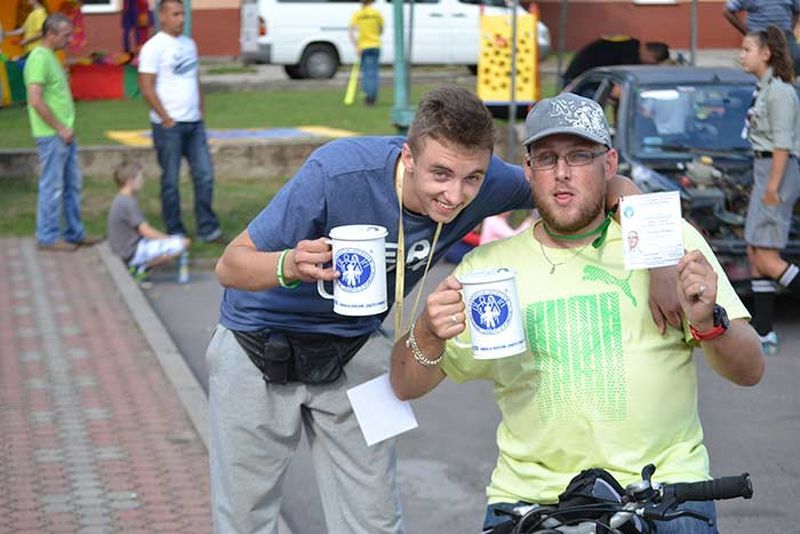 Szczytny cel, znakomity koncert i pogoda do kitu (zobacz zdjęcia)