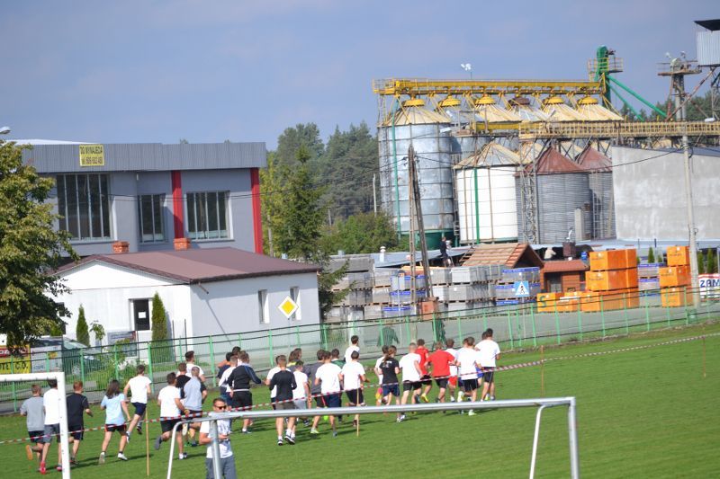 Przełajowe Biegi Jesieni organizowane przez kolneński Ogólniak na dobre weszły już do kalendarza imprez sportowych
