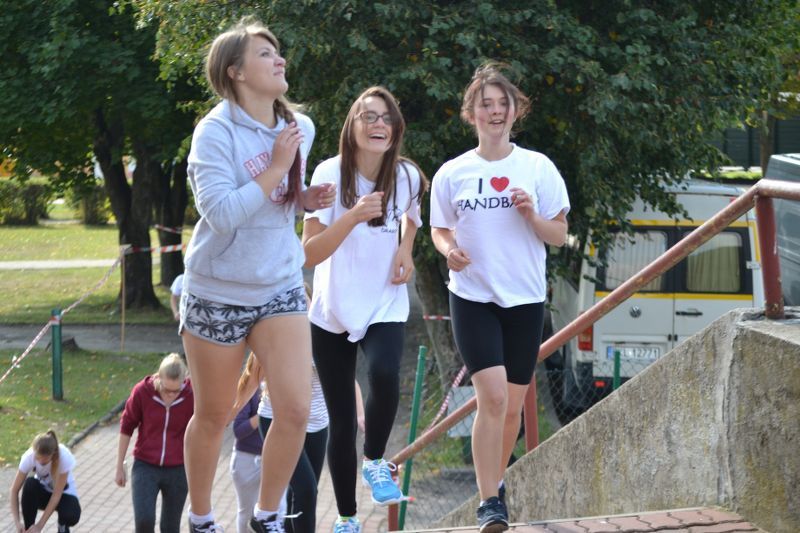 Przełajowe Biegi Jesieni organizowane przez kolneński Ogólniak na dobre weszły już do kalendarza imprez sportowych