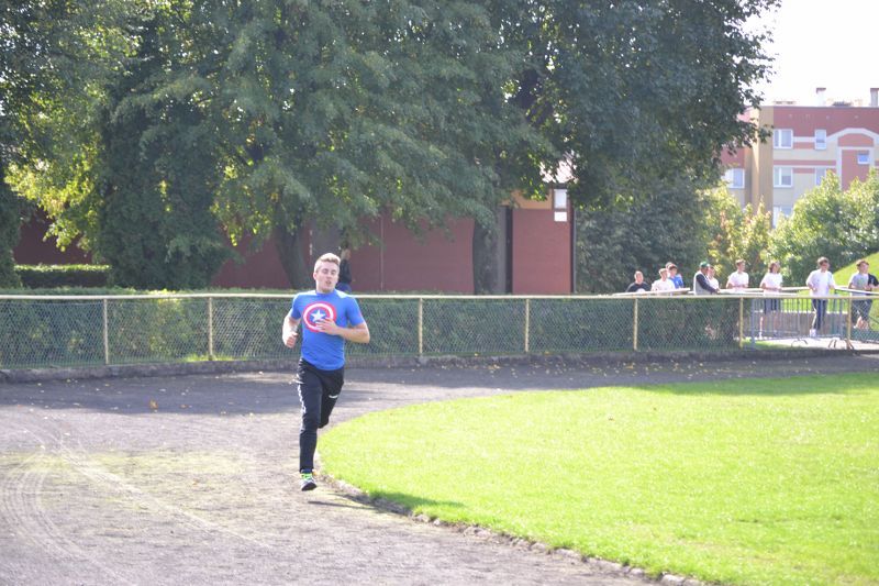 Przełajowe Biegi Jesieni organizowane przez kolneński Ogólniak na dobre weszły już do kalendarza imprez sportowych