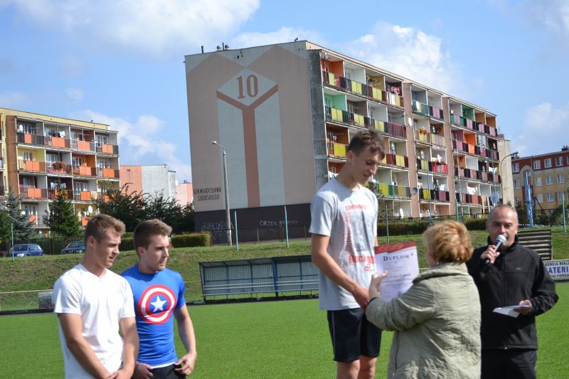 Przełajowe Biegi Jesieni organizowane przez kolneński Ogólniak na dobre weszły już do kalendarza imprez sportowych