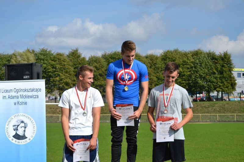 Przełajowe Biegi Jesieni organizowane przez kolneński Ogólniak na dobre weszły już do kalendarza imprez sportowych