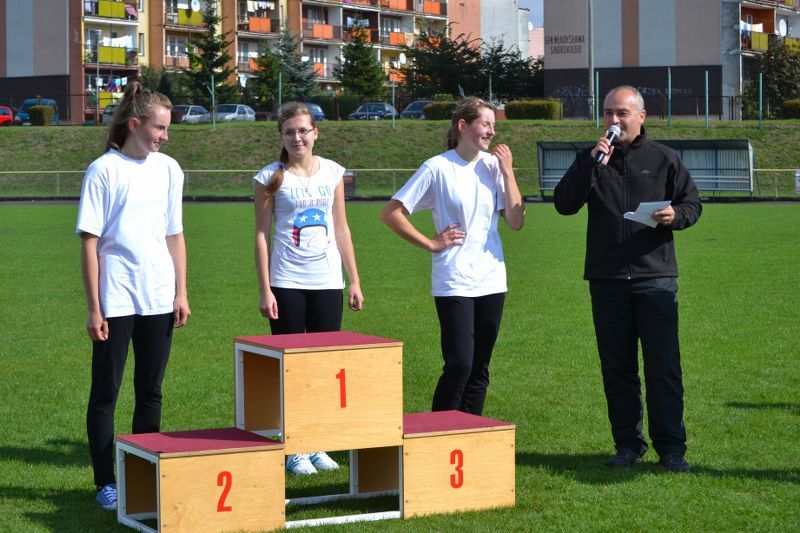 Przełajowe Biegi Jesieni organizowane przez kolneński Ogólniak na dobre weszły już do kalendarza imprez sportowych