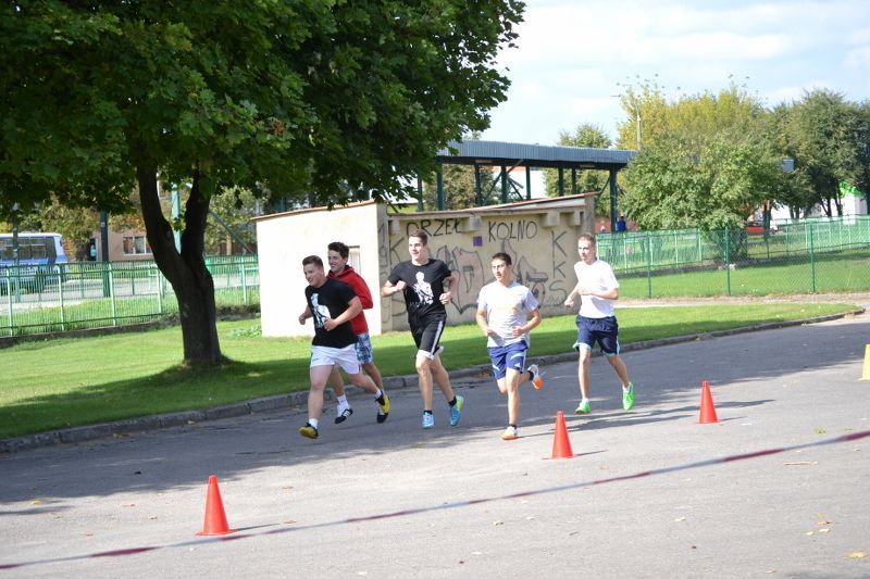 Przełajowe Biegi Jesieni organizowane przez kolneński Ogólniak na dobre weszły już do kalendarza imprez sportowych