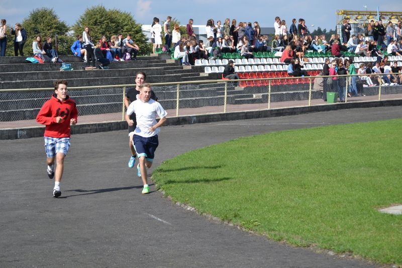 Przełajowe Biegi Jesieni organizowane przez kolneński Ogólniak na dobre weszły już do kalendarza imprez sportowych