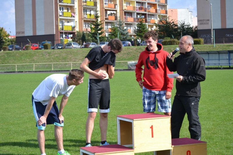 Przełajowe Biegi Jesieni organizowane przez kolneński Ogólniak na dobre weszły już do kalendarza imprez sportowych