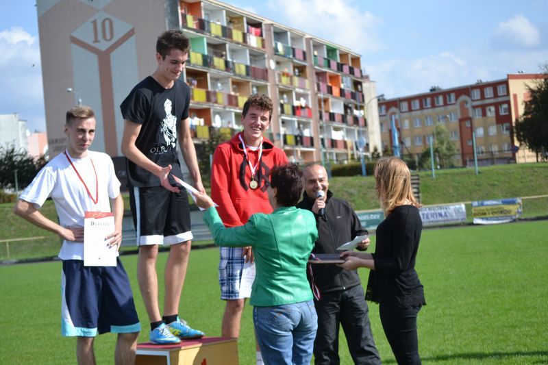 Przełajowe Biegi Jesieni organizowane przez kolneński Ogólniak na dobre weszły już do kalendarza imprez sportowych