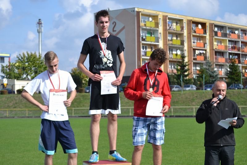 Przełajowe Biegi Jesieni organizowane przez kolneński Ogólniak na dobre weszły już do kalendarza imprez sportowych