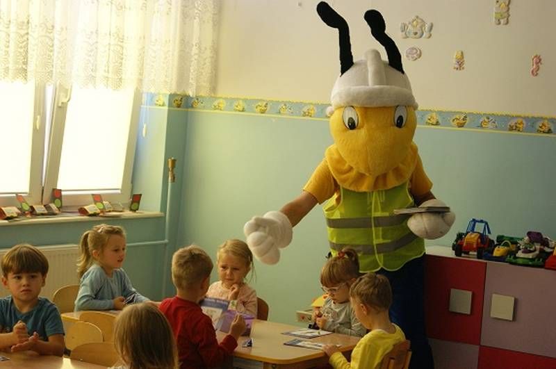 Dzieci zadowolone z akcji z Mrówką