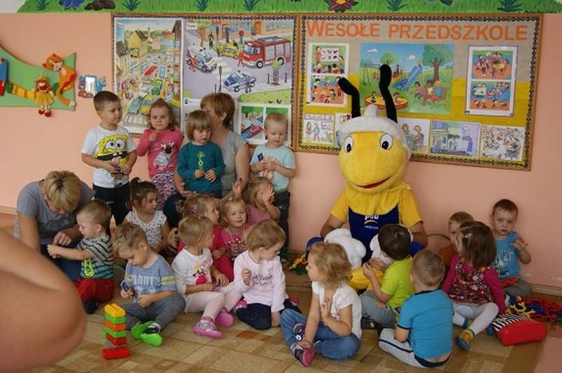 Dzieci zadowolone z akcji z Mrówką
