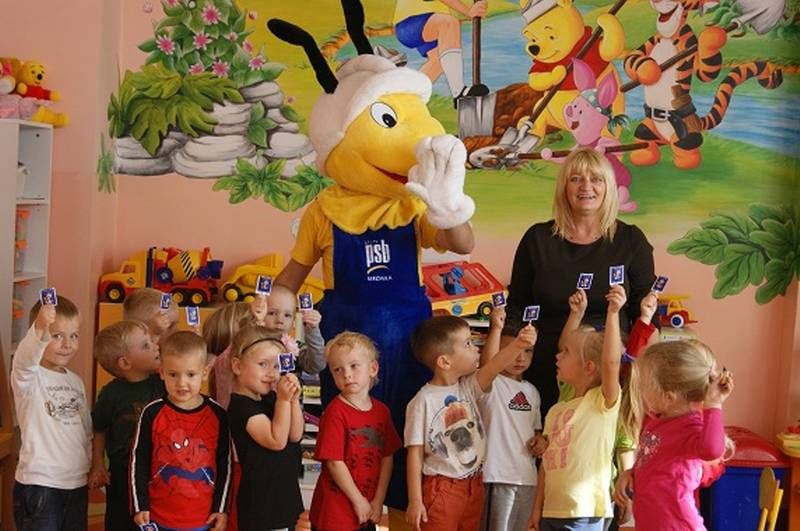 Dzieci zadowolone z akcji z Mrówką