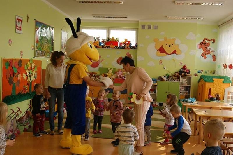 Dzieci zadowolone z akcji z Mrówką