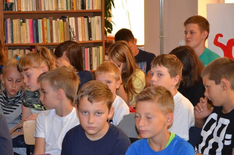 Wystawa  z okazji 35-lecia ?Solidarności? w Zespole Szkół Technicznych w Kolnie cieszy się dużym powodzeniem
