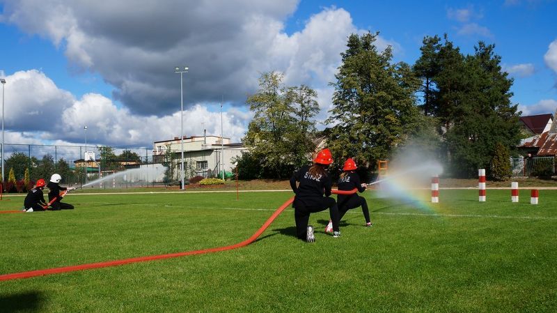Poziom sportowej rywalizacji był bardzo wysoki, a różnice w wynikach drużyn walczących o miejsce na podium minimalne