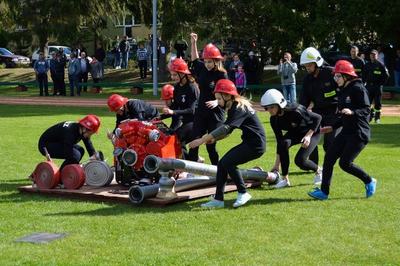 Poziom sportowej rywalizacji był bardzo wysoki, a różnice w wynikach drużyn walczących o miejsce na podium minimalne
