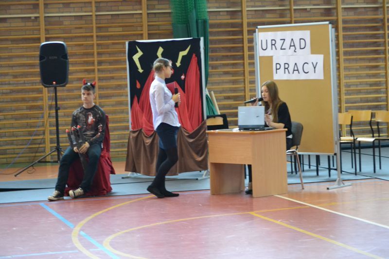 Zobacz relacje foto i video z Dnia Edukacji Narodowej w kolneńskich szkołach