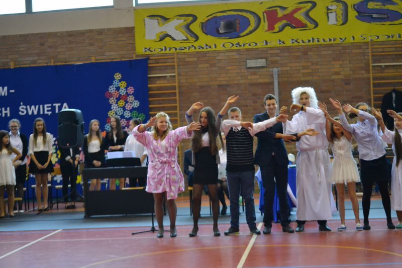 Zobacz relacje foto i video z Dnia Edukacji Narodowej w kolneńskich szkołach