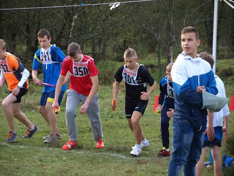 Biegacze ze Stawisk i Turośli zdominowali zawody w biegach przełajowych