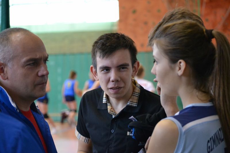 Dziewczęta z Pisza wyjechały z pucharem dyrektora