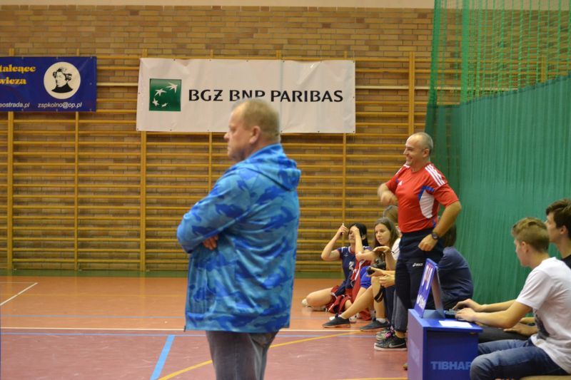Dziewczęta z Pisza wyjechały z pucharem dyrektora