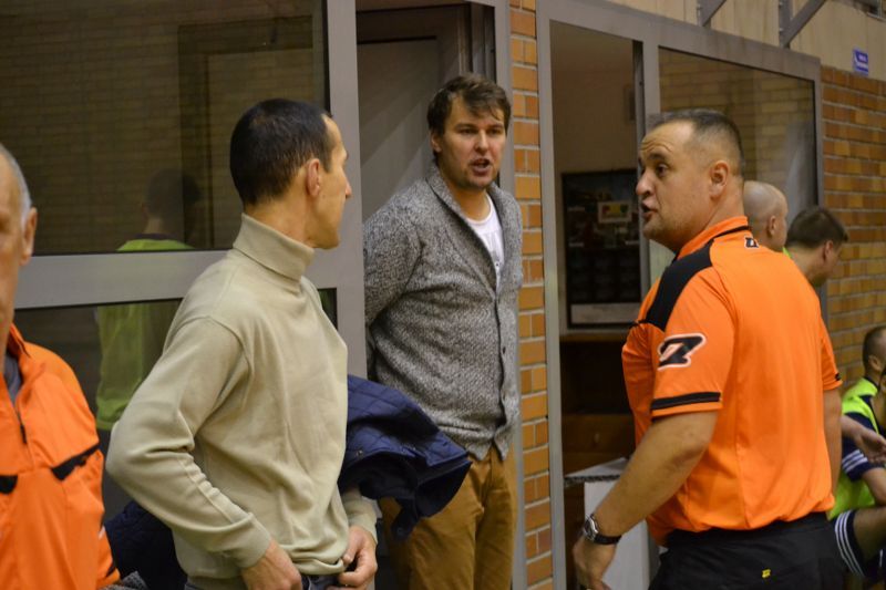 Już po trzeciej rundzie halówki. Punkty w meczu na szczycie dla Mlekpolu