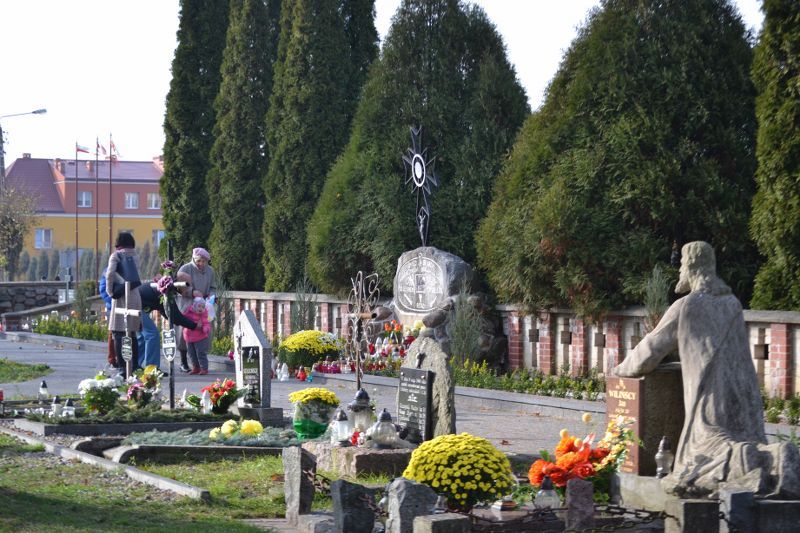 Dzień Wszystkich Świętych w Kolnie. Zobacz video i zdjęcia