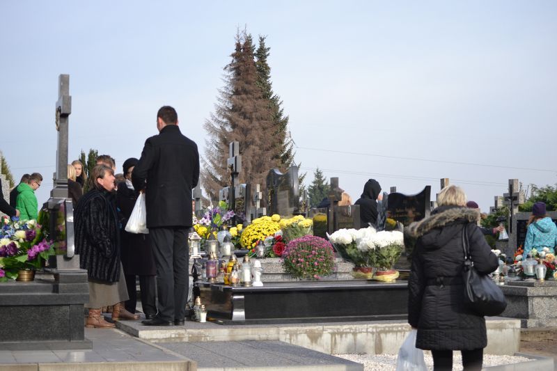 Dzień Wszystkich Świętych w Kolnie. Zobacz video i zdjęcia