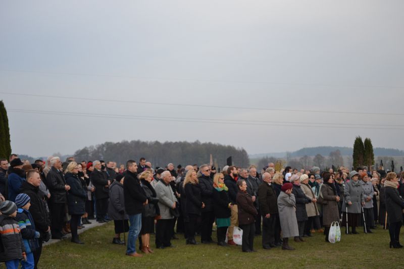 Dzień Wszystkich Świętych w Kolnie. Zobacz video i zdjęcia