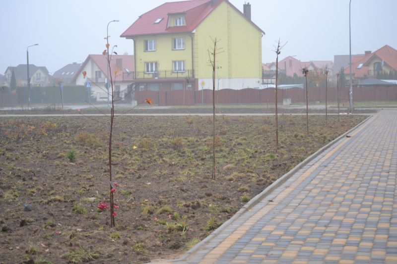 Zagospodarowano teren przy kościele