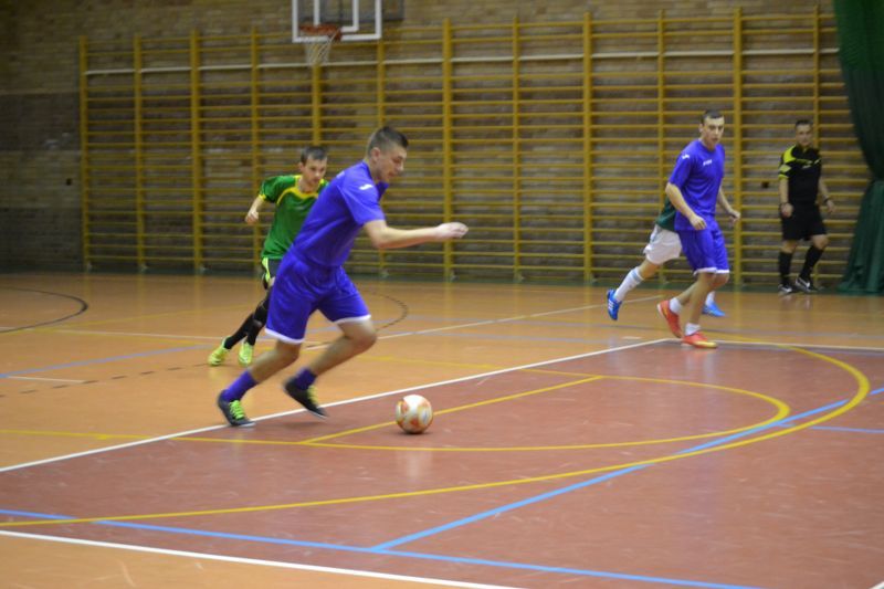 Mlekpol gubi punkty w czwartej kolejce, ale nadal pozostaje liderem