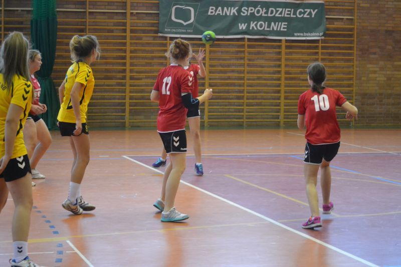 Licealistki z Kolna najlepsze w turnieju piłki ręcznej