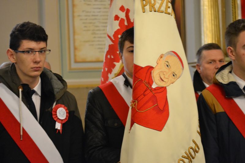 Deszcz przerwał kolneńskie uroczystości Narodowego Dnia Niepodległości. Zobacz  zdjęcia i video