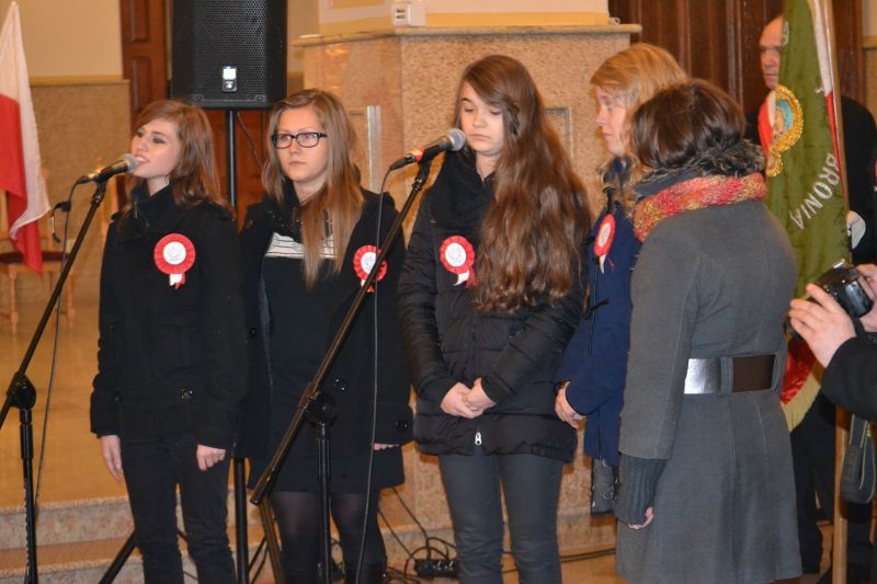Deszcz przerwał kolneńskie uroczystości Narodowego Dnia Niepodległości. Zobacz  zdjęcia i video