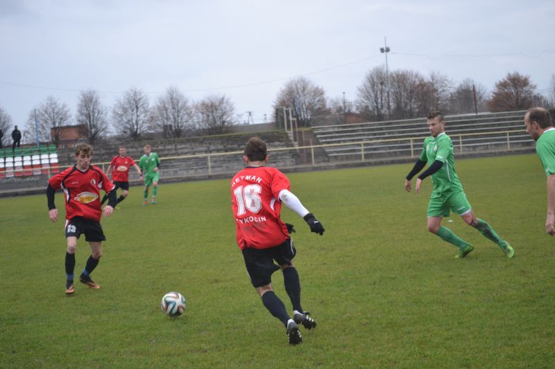 Orzeł wygrywa z Hetmanem Tykocin 3:0. Dwie bramki Gwiazdy i jedna Ossowskiego