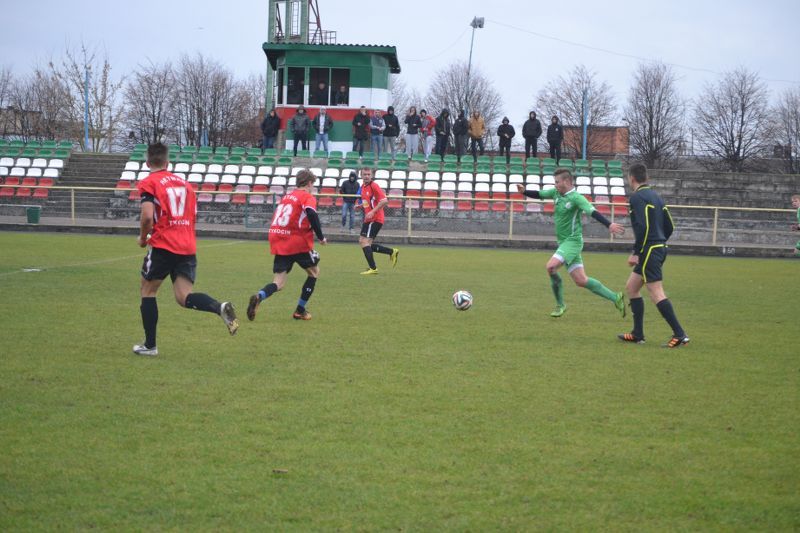 Orzeł wygrywa z Hetmanem Tykocin 3:0. Dwie bramki Gwiazdy i jedna Ossowskiego
